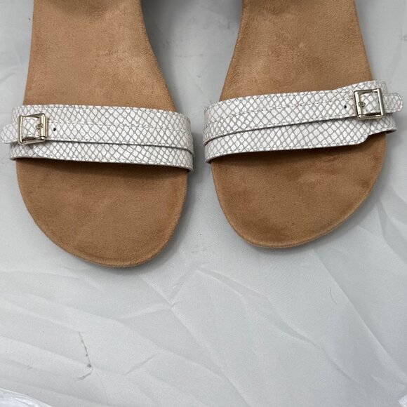 Vionic Sandals Womens 10 White Synthetic Wedge Buckle Heel Adjustable Straps - Picture 9 of 12